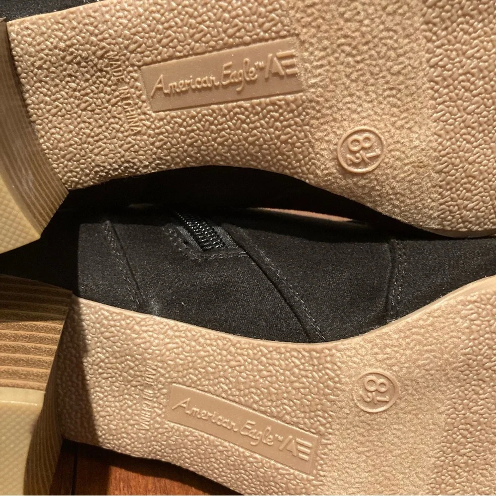 NWOT American Eagle Black Ankle Boots Booties Faux Suede 2.5 inch Heel Size 8.5 - Picture 7 of 13